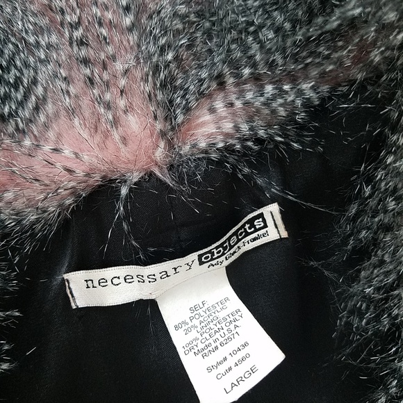 Pink Faux Fur / Grey Feather Crop Vest - Picture 3 of 3